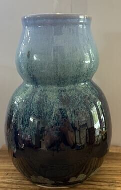 Bybee Pottery Reactive Blue Glaze Double Gourd Shape Vase Signed 8” Tall